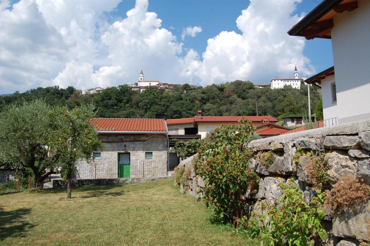Apartma Hiska Dobravlje Exterior foto